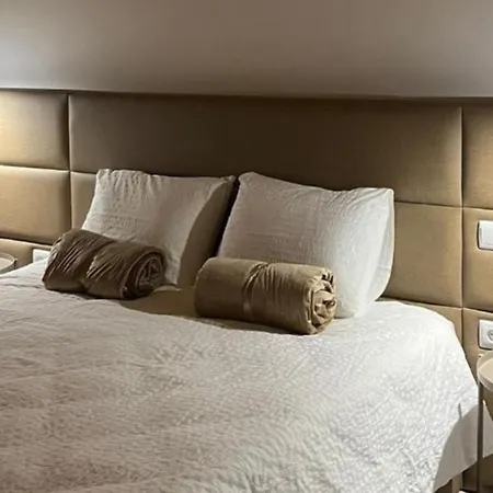 Villa Remarkable 3-bed In *